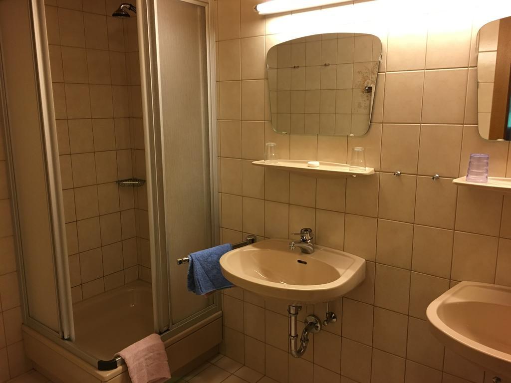 Hubergut Appartements ラートシュタット エクステリア 写真