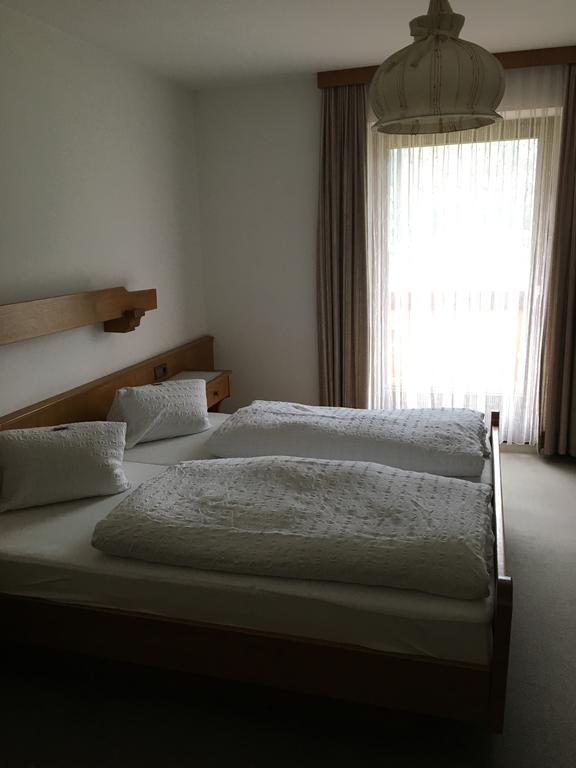 Hubergut Appartements ラートシュタット エクステリア 写真